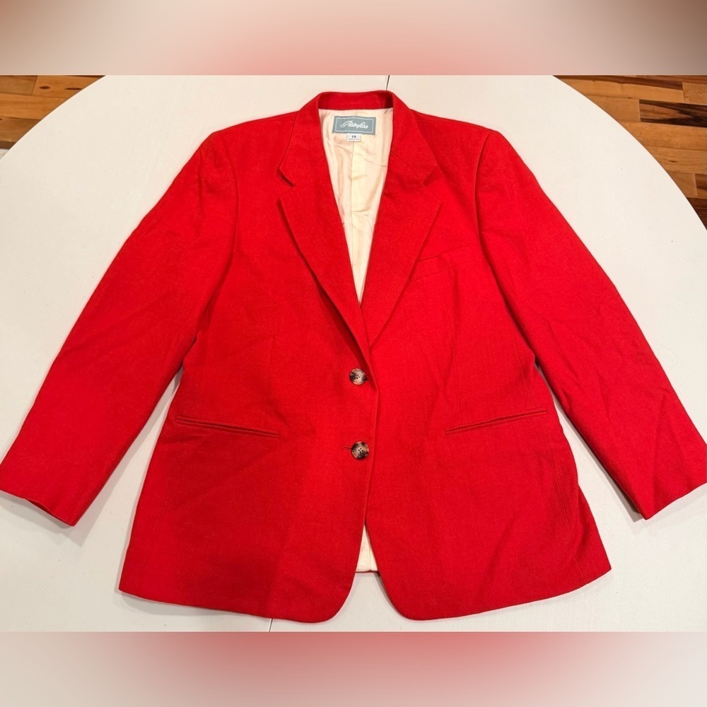 VINTAGE: Pietrafesa | ladies blazer camel hair jacket. Size: 14